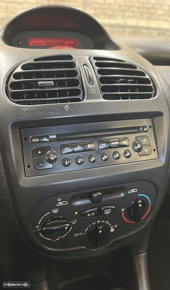 Peugeot 206 1.4 HDi XR - 9