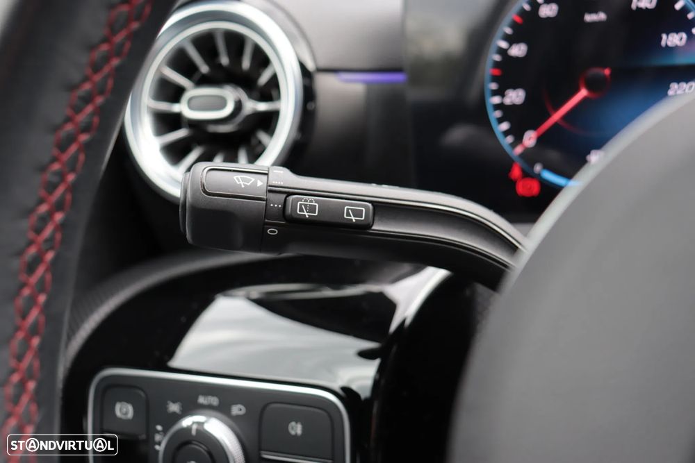 Mercedes-Benz A 180 d AMG Line Aut. - 23