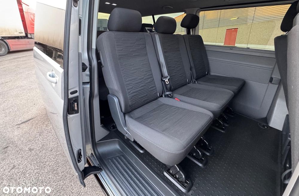 Volkswagen Caravelle 6.1 2.0 TDI L2 Highline DSG - 24