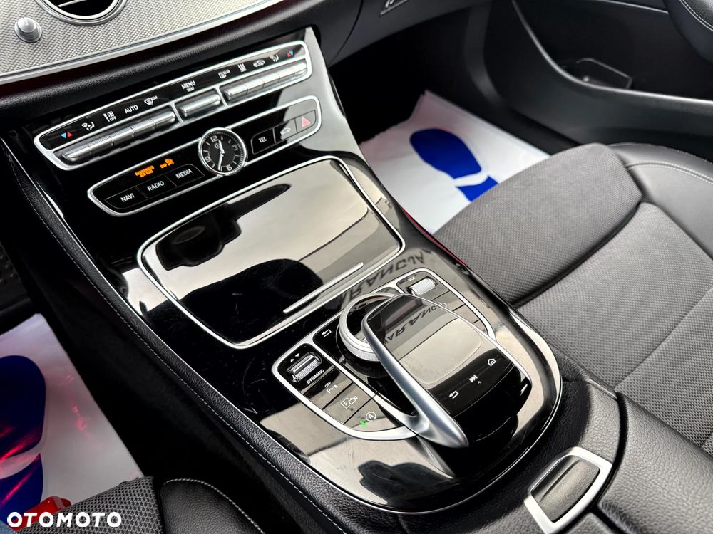 Mercedes-Benz Klasa E 220 d 9G-TRONIC Avantgarde - 15