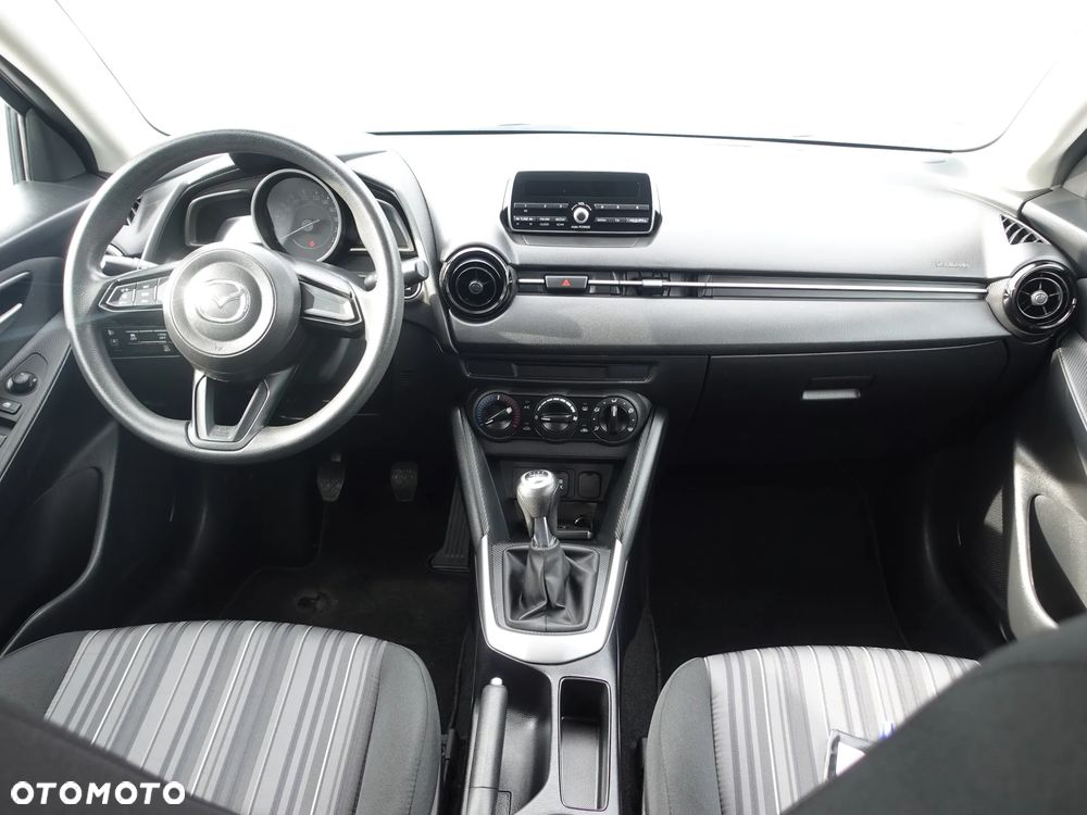 Mazda 2 - 2