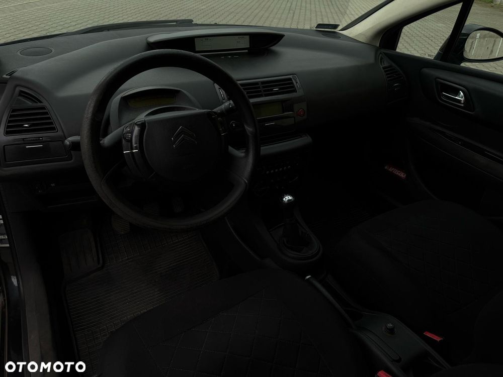 Citroën C4 1.6 16V VTR Pack - 6