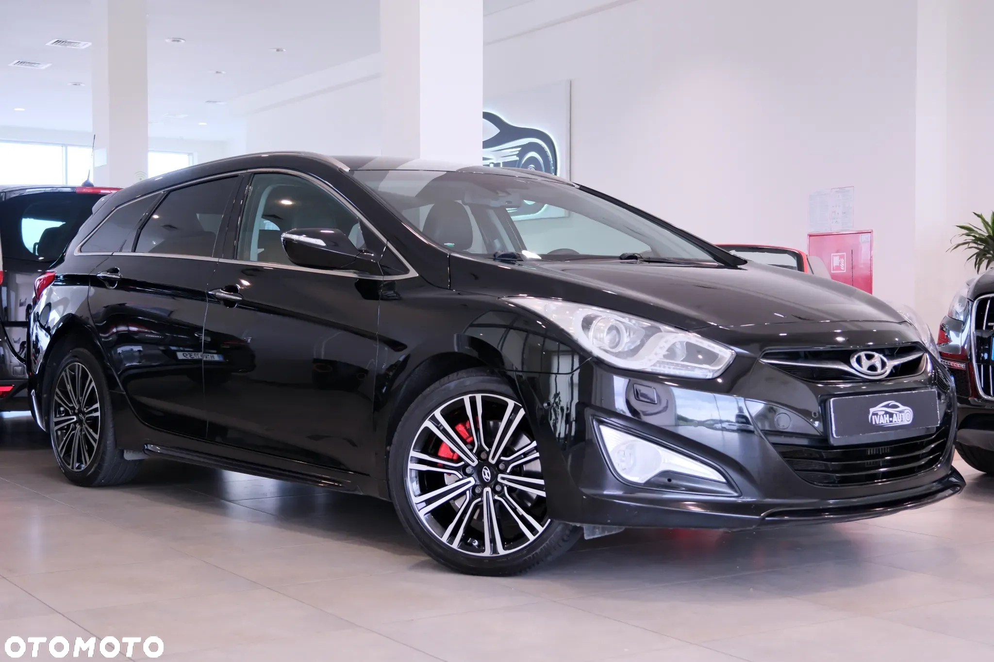 Hyundai i40 Kombi 1.7 CRDi DCT Premium - 3