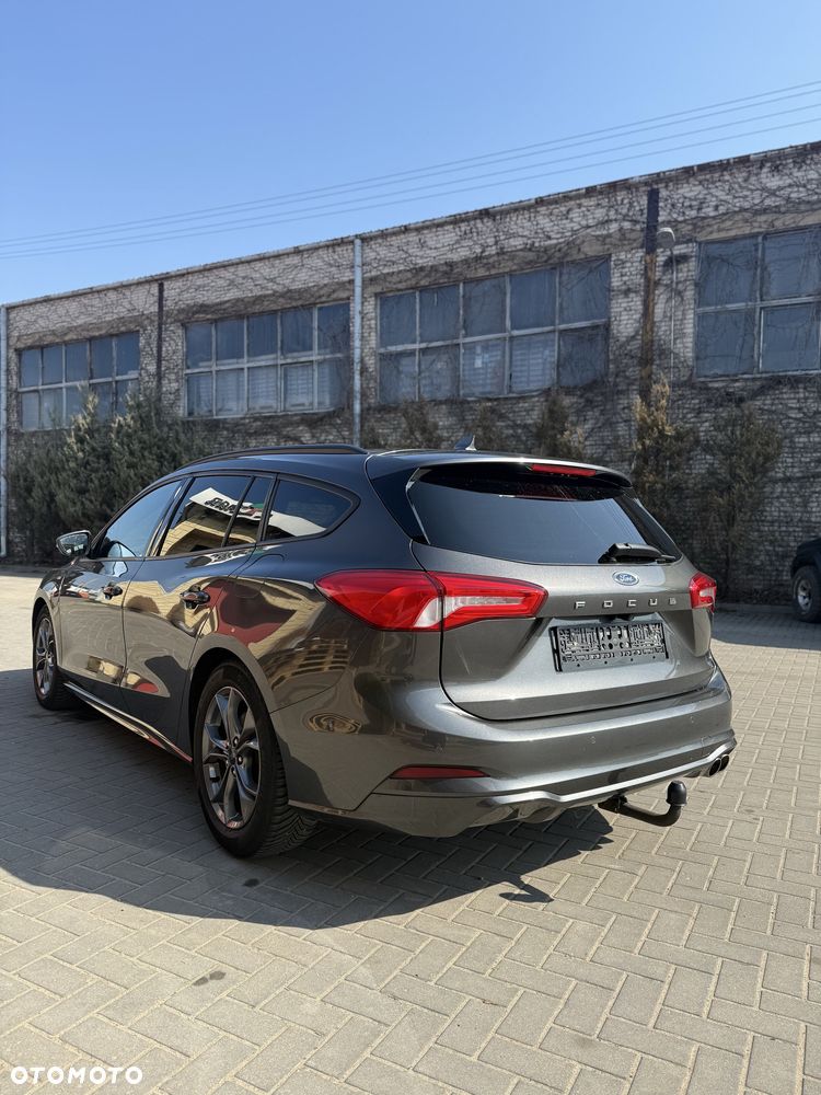 Ford Focus - 4