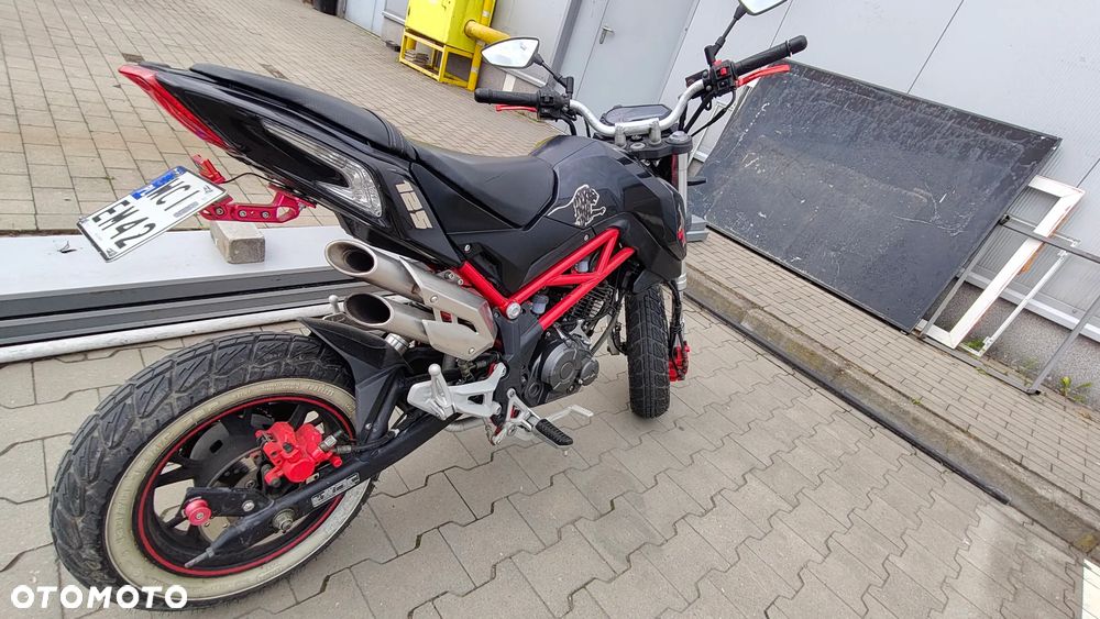 Benelli Tornado Naked T - 8