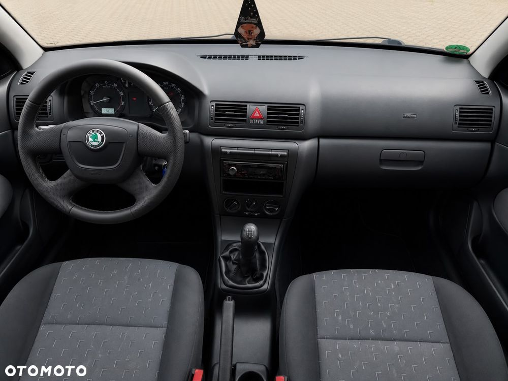 Skoda Octavia 1.6 Tour - 21