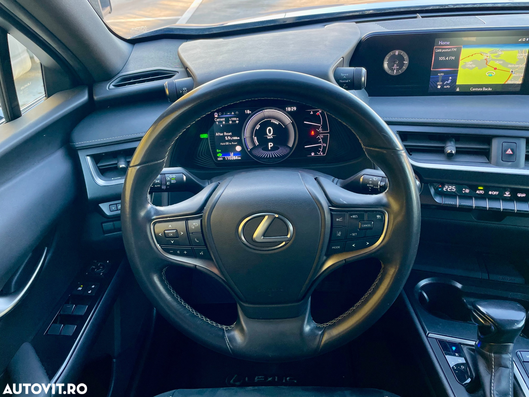 Lexus UX 250h Business Edition - 7