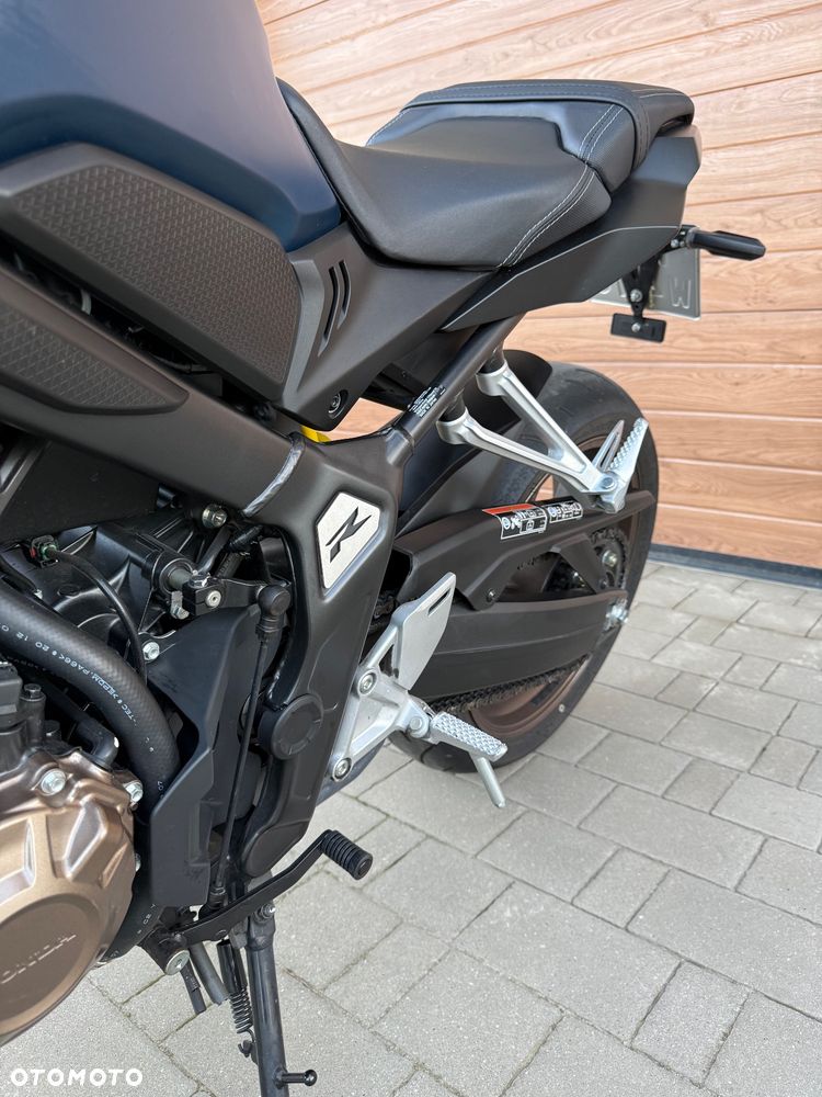 Honda CB - 17
