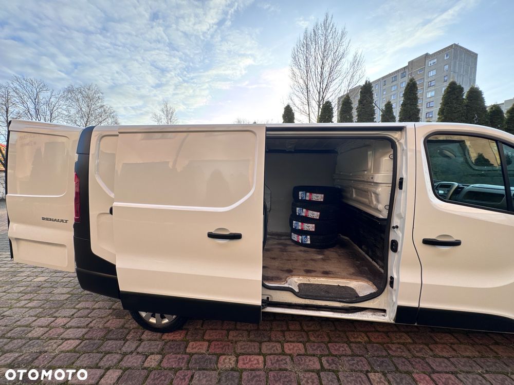 Renault Trafic - 25