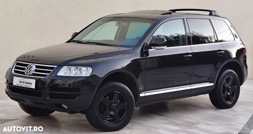 Volkswagen Touareg - 1