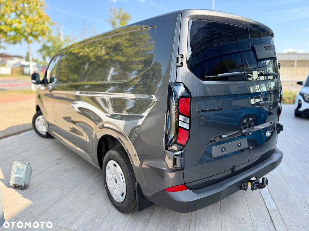 Ford Custom - 4