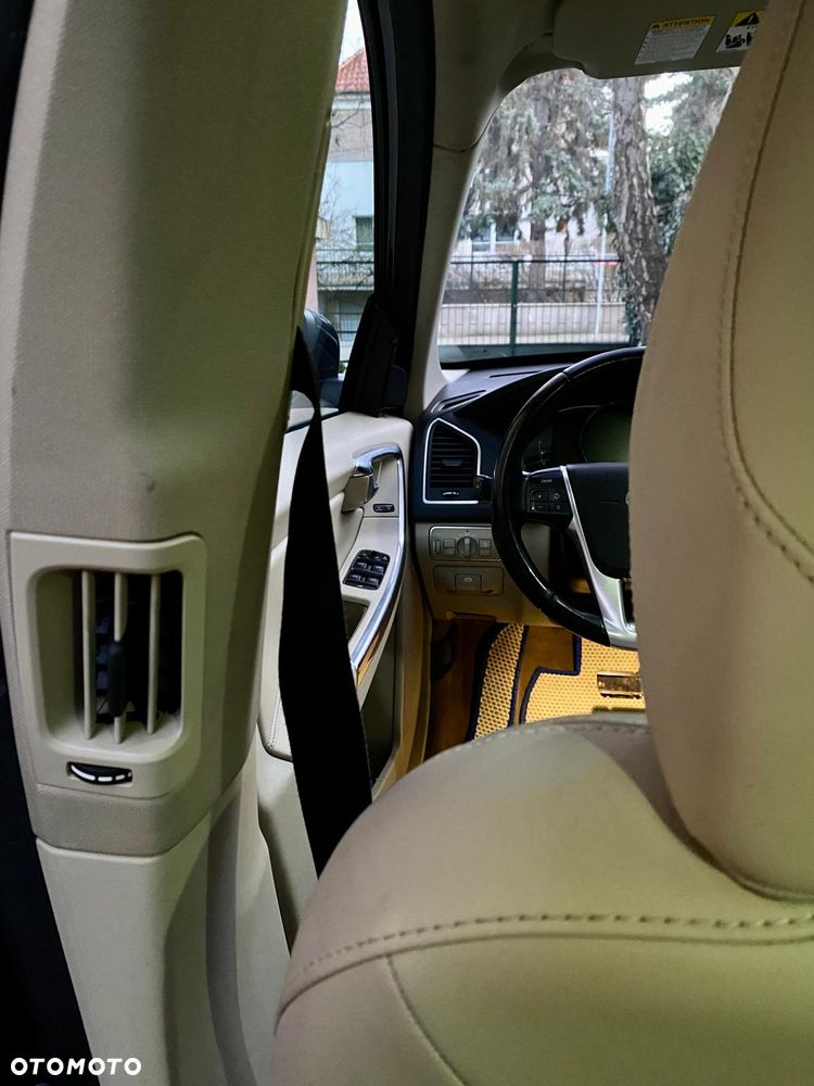 Volvo XC 60 T5 Geartronic Momentum - 20