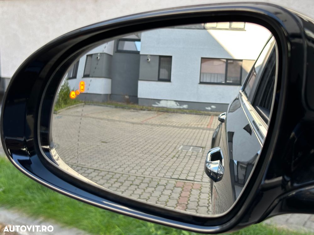 Kia Sportage 2.0 CRDI AWD Eco-Dynamics+ (48V M-H) Aut. GT LINE - 19