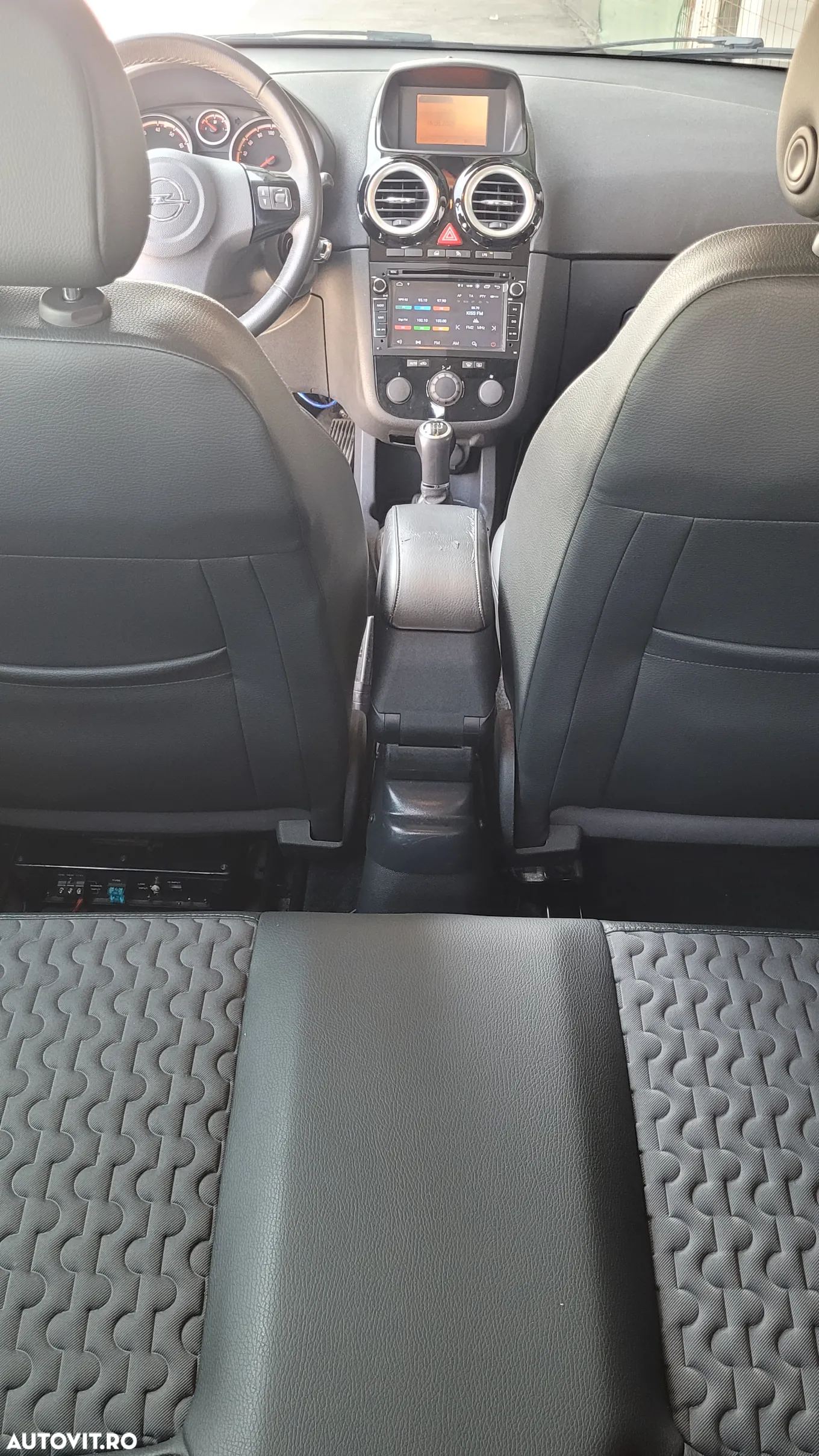 Opel Corsa 1.2 Cosmo - 34