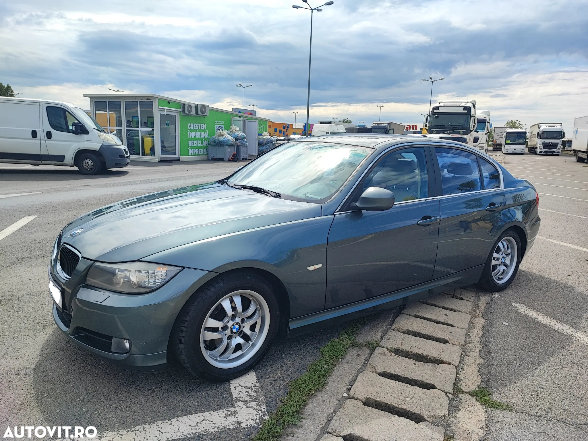 BMW Seria 3 320d EfficientDynamics Edition - 2