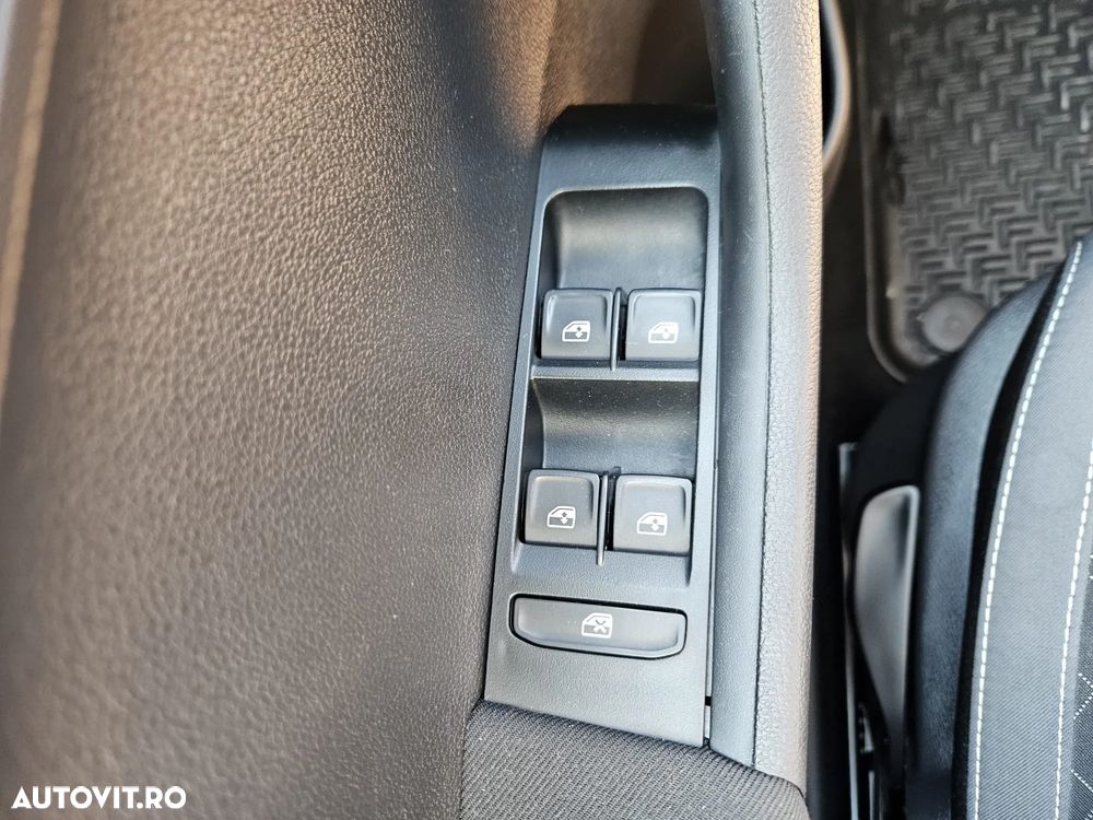 Skoda Fabia 1.0 TSI DSG Ambition - 12