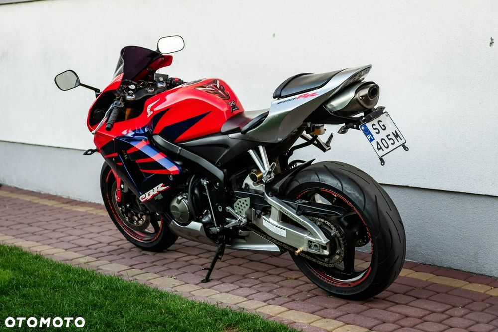 Honda CBR - 8