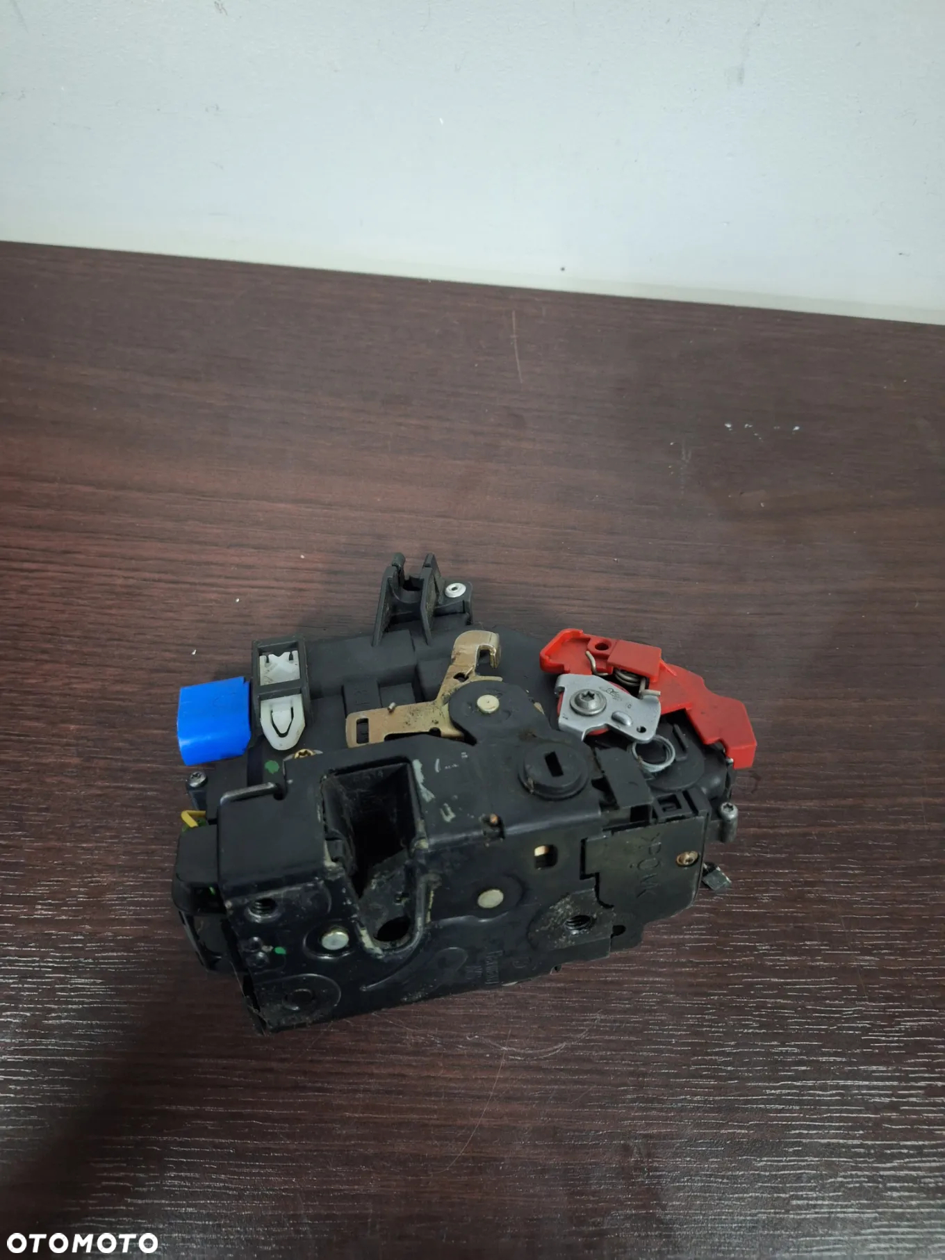 VW GOLF V PLUS zamek drzwi tył prawy 7L0839016 7 PIN     (111/2) - 4