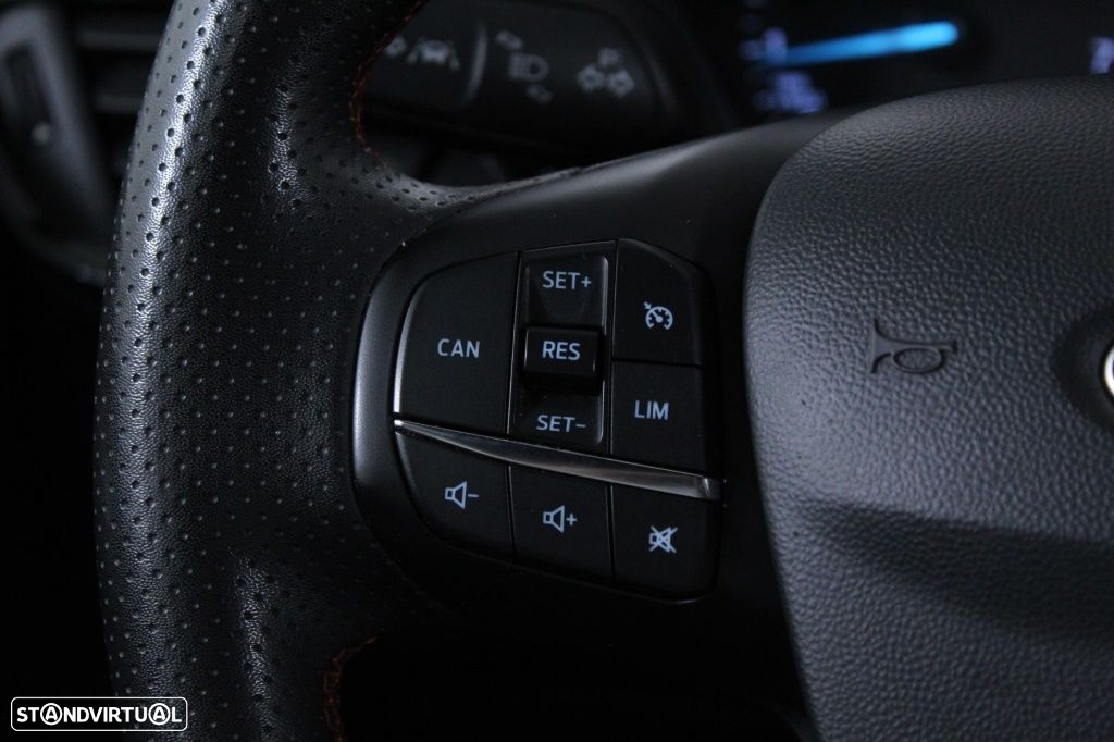 Ford Fiesta 1.0 EcoBoost ST-Line - 23