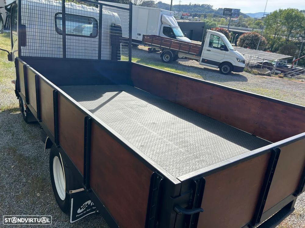 Isuzu NRL 35/25 - 7