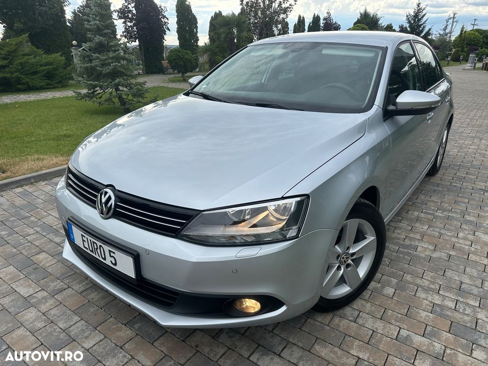 Volkswagen Jetta 1.2 TSI BlueMotion Technology - 1