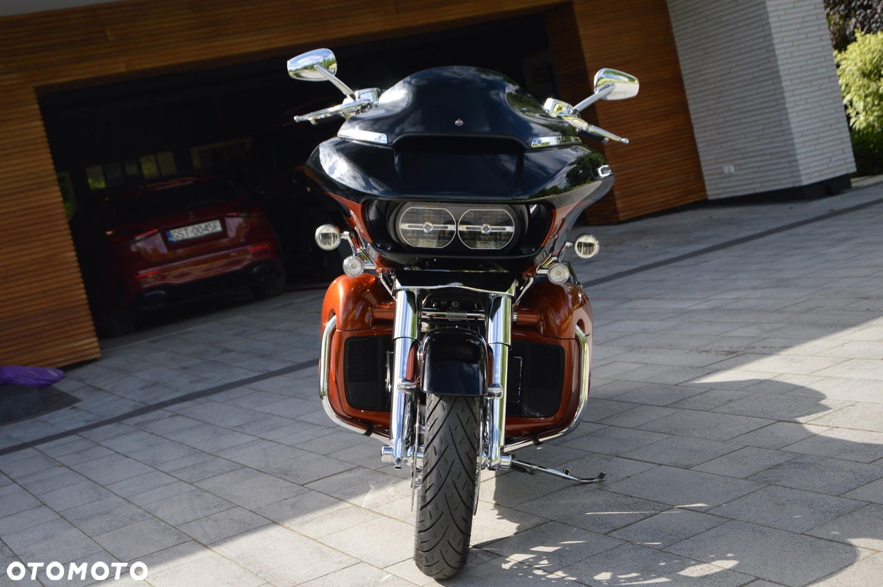 Harley-Davidson Touring Road Glide - 10