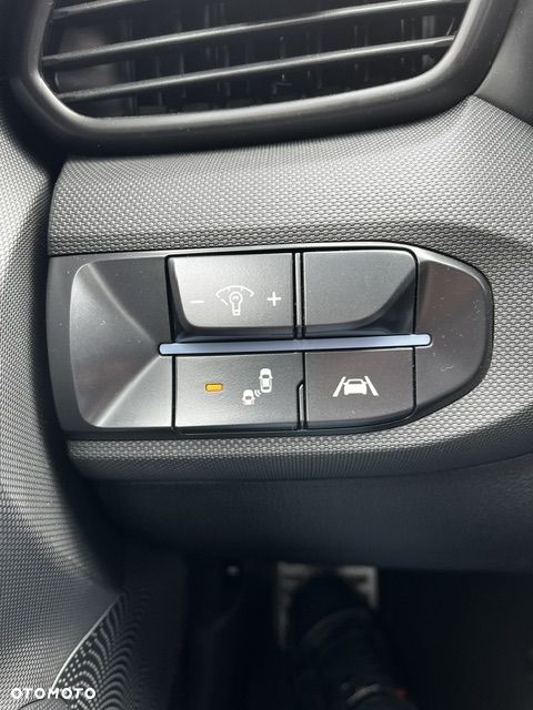 Hyundai Veloster - 19