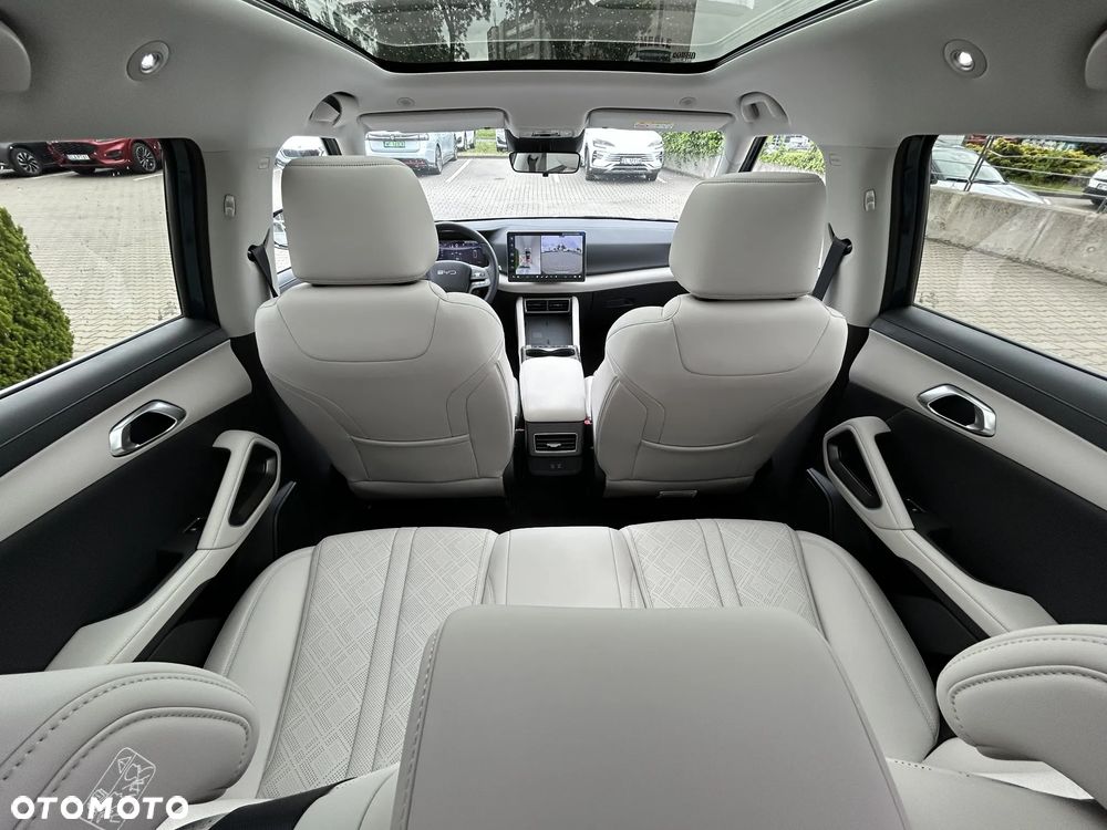 BYD Atto 2 DM-i - 32