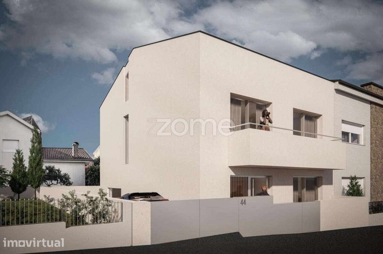 Terreno em Matosinhos com Licença de Construção: 4 Pisos e 3 fraçõe... - Grande imagem: 2/15