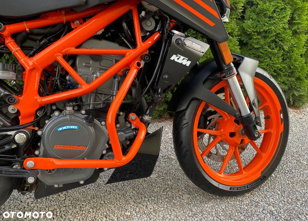 KTM Duke 125 - 8