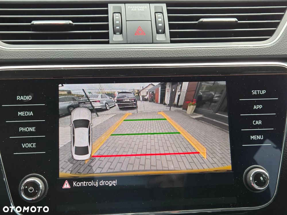 Skoda Superb 2.0 TDI 4x4 Ambition DSG - 25