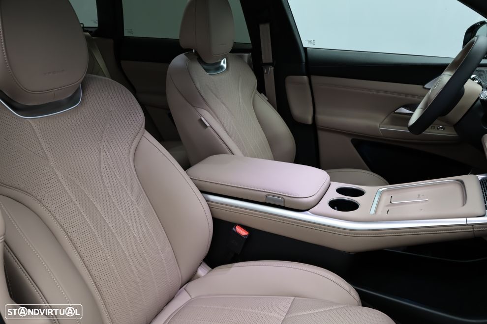 Xpeng G9 93.1 kWh Long Range+Gancho de Reboque - 23