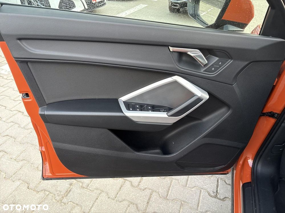 Audi Q3 35 TFSI S tronic - 12