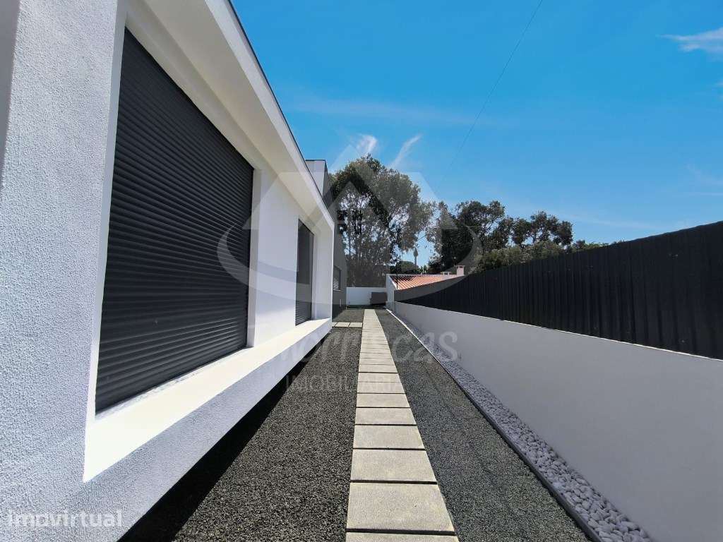 Moradia térrea V3 com piscina e excelente localização no Alto do Ín... - Grande imagem: 3/48