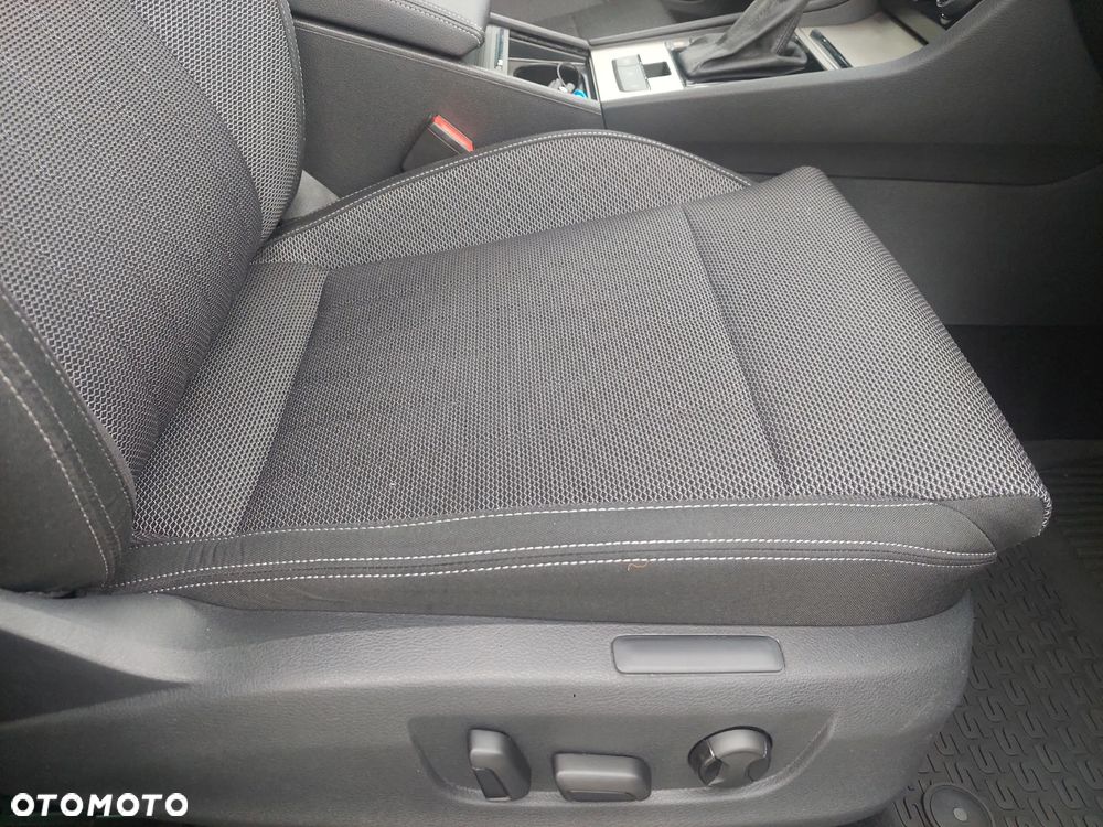 Skoda Superb 2.0 TDI DSG Style - 28