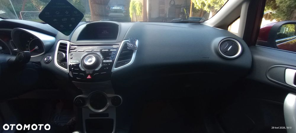 Ford Fiesta 1.6 Ti-VCT Titanium - 13
