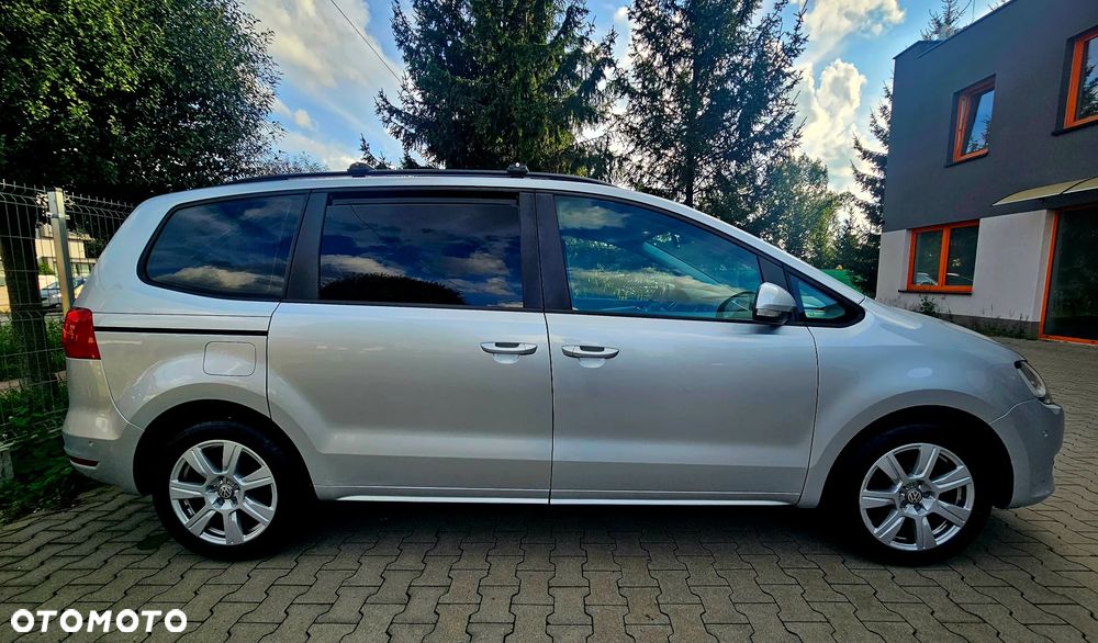 Volkswagen Sharan 2.0 TDI DSG BlueMotion Technology Trendline - 8