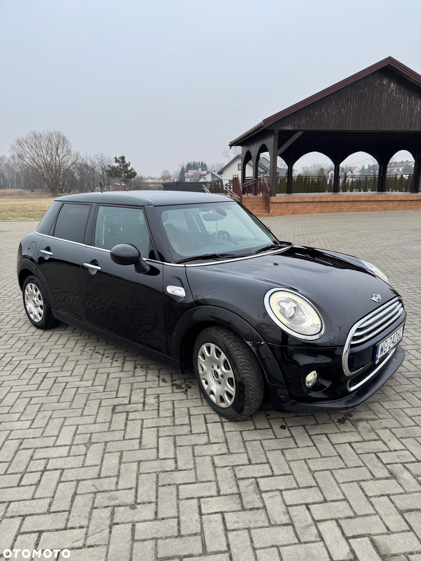 MINI Cooper Classic Trim - 4