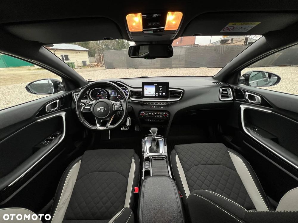 Kia ProCeed 1.4 T-GDI DCT7 OPF GT LINE - 21