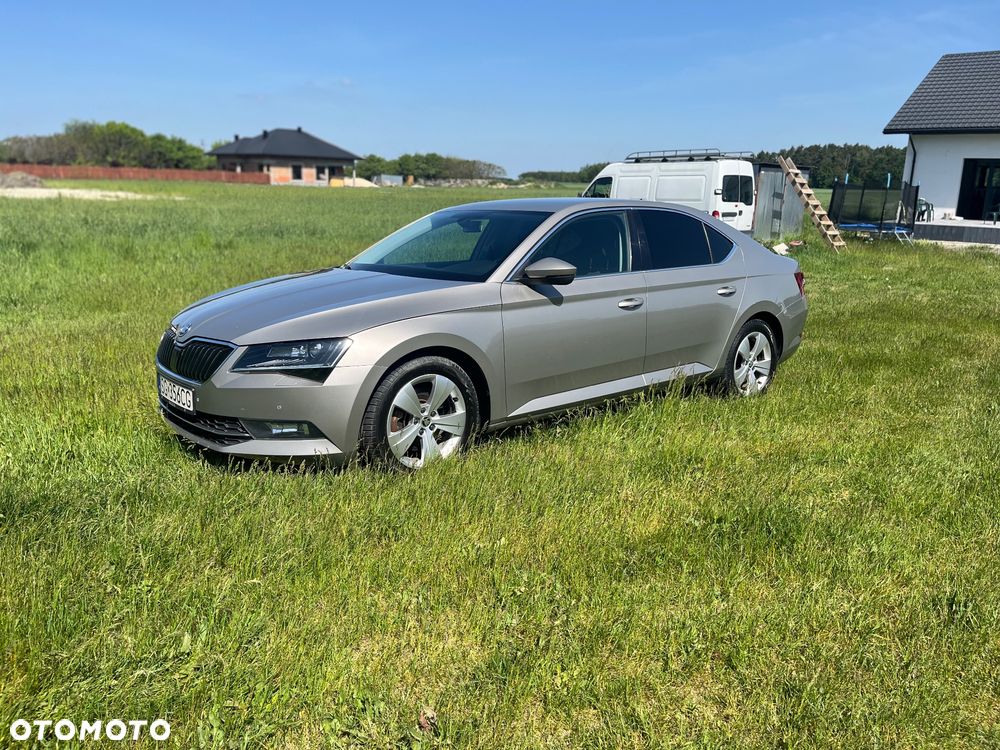 Skoda Superb 2.0 TDI Ambition - 1