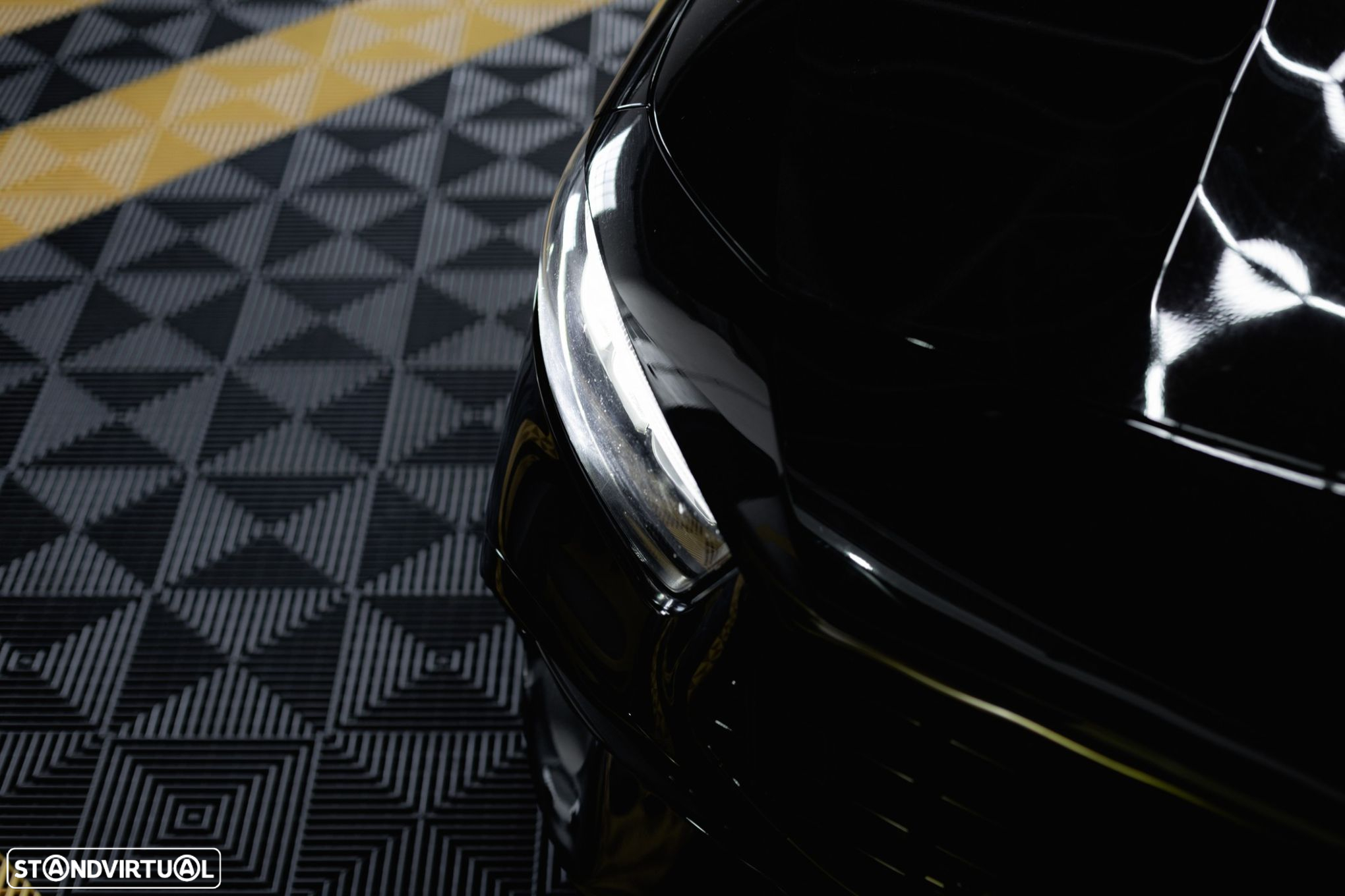 Mercedes-Benz A 250 - 13