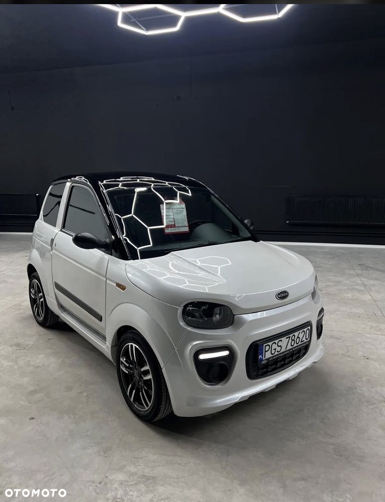 Microcar M.GO - 1