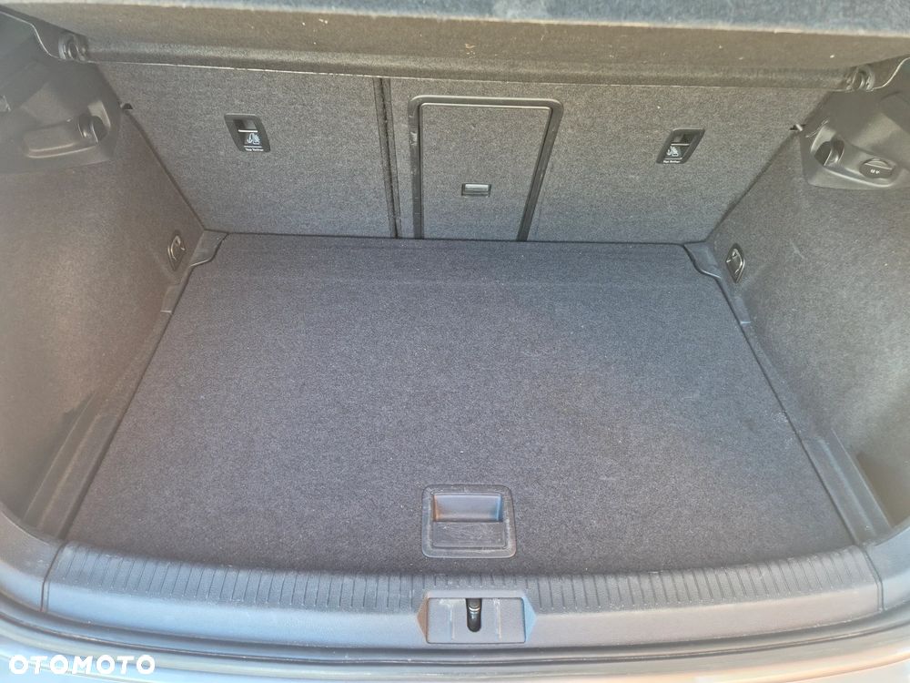 Volkswagen Golf 1.6 TDI BlueMotion Technology DSG Lounge - 14