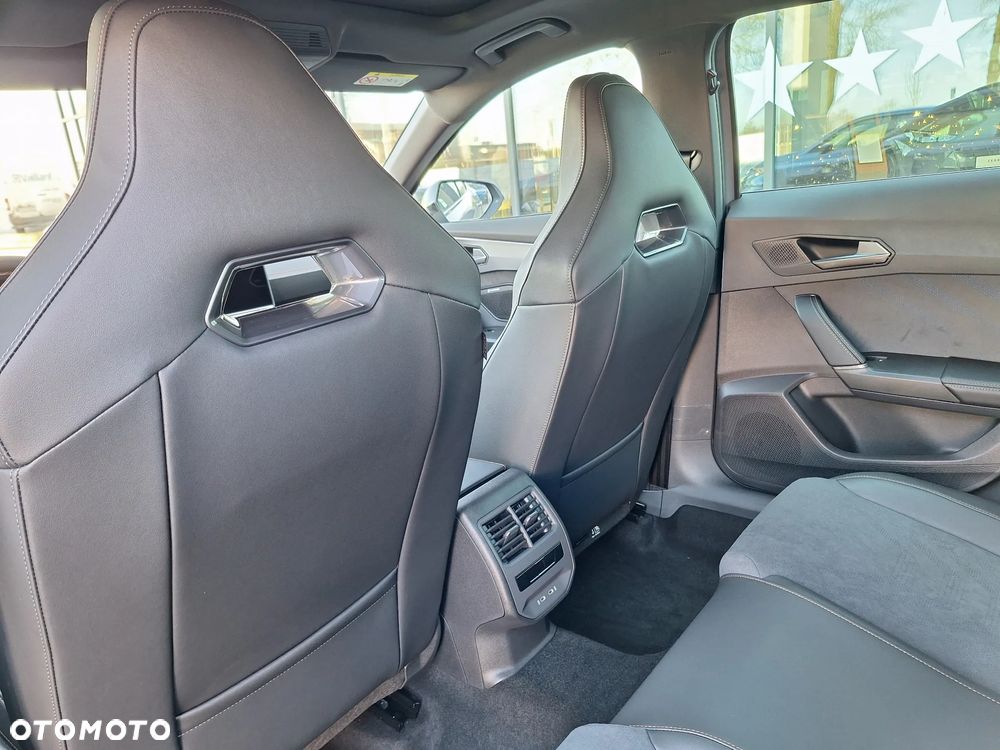 Cupra Formentor 1.5 eTSI DSG - 12