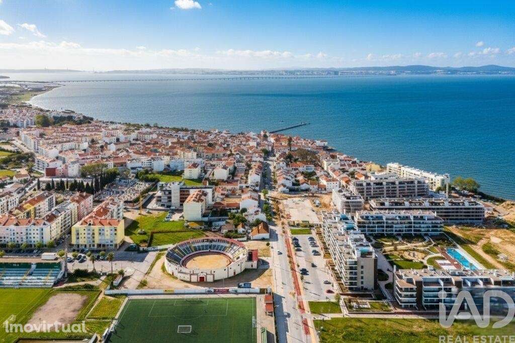 Duplex T3 em Alcochete de 151 m2 - Grande imagem: 3/40