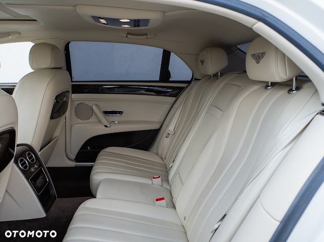 Bentley Flying Spur - 28
