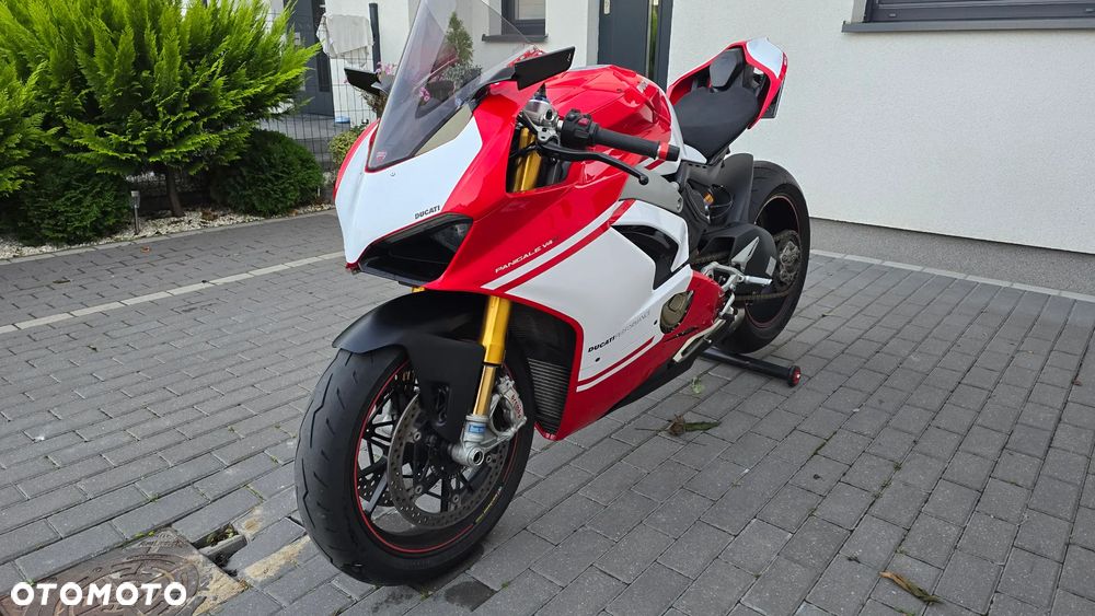 Ducati Panigale V4S - 1