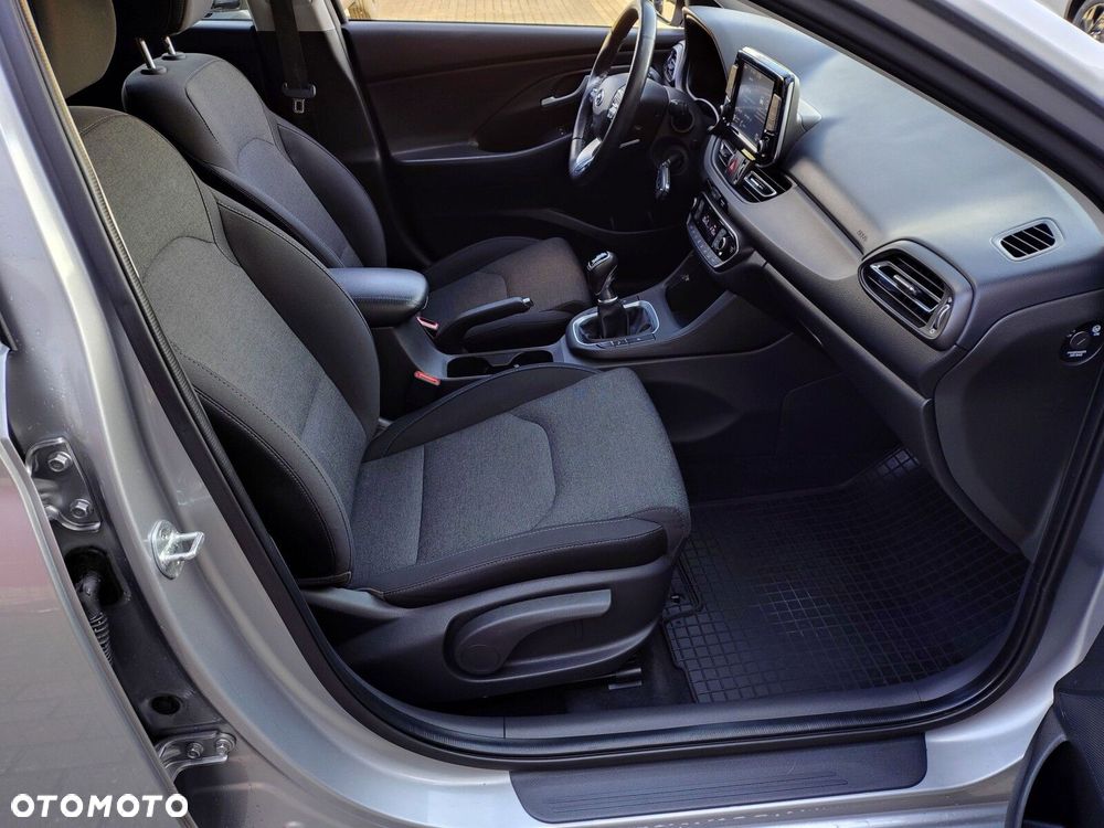 Hyundai i30 2022