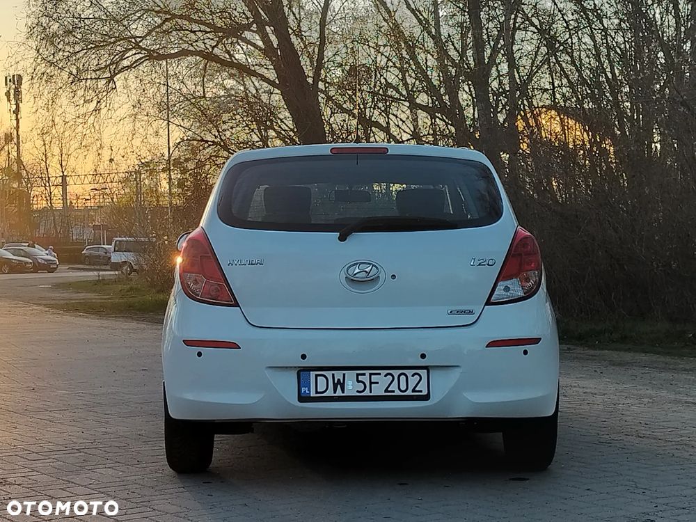 Hyundai i20 1.1 CRDi Classic + - 5