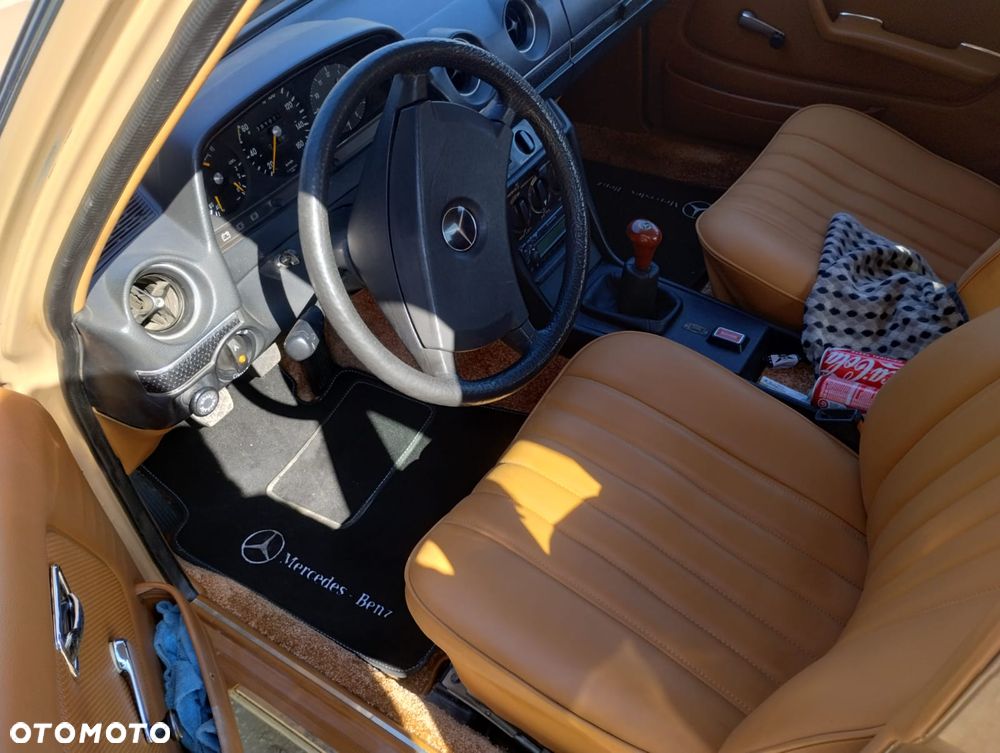 Mercedes-Benz W123 - 7